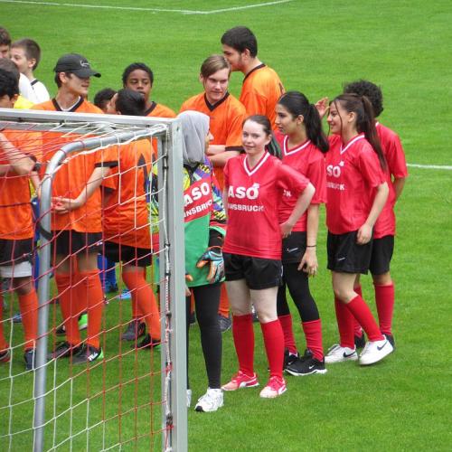 Die beiden Mannschaften der Daniel-Sailer-Schule