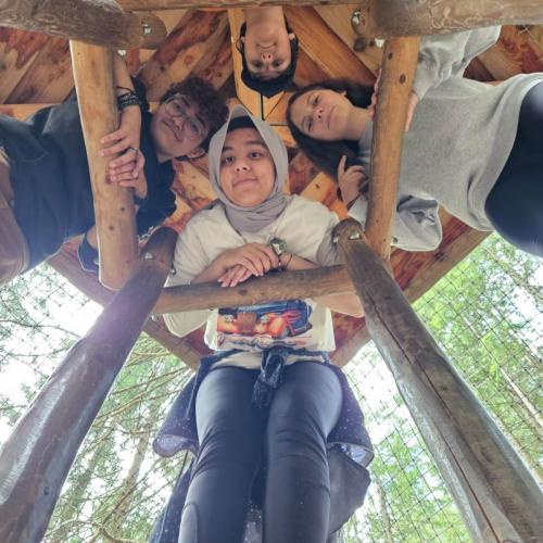 Schülergruppe in der Schlick 2000 beim Wandern
