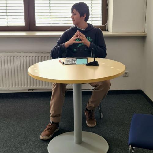 Schüler in Bewerbungssituation