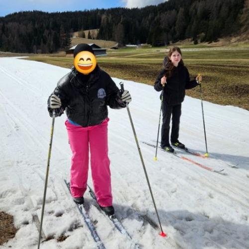 Schüler beim Langlaufen