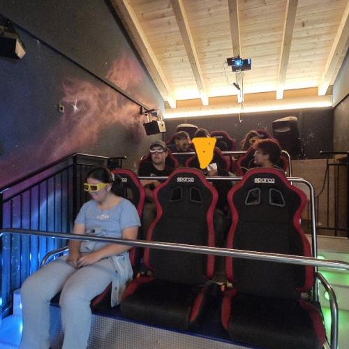 SchülerInnen im Familienpark Drachental 5D-Kino