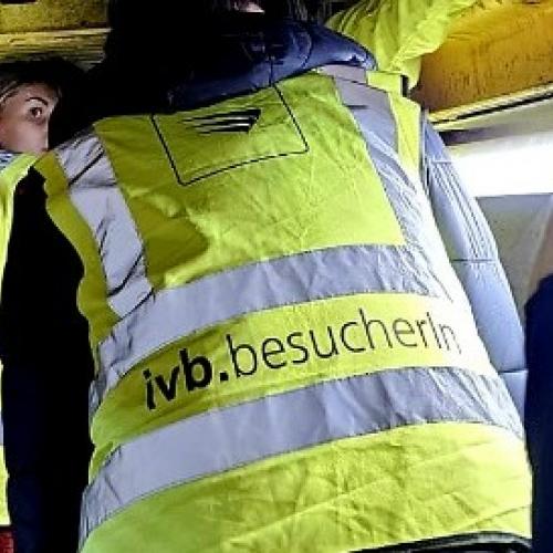 Schülergruppe in der IVB