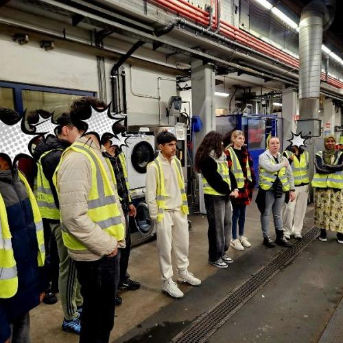 Schülergruppe in der IVB
