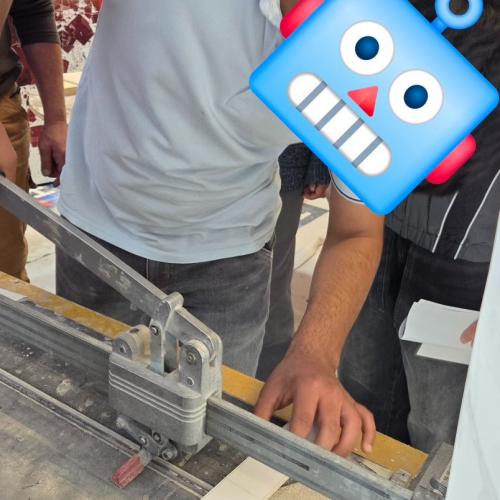 Schüler bei einer Station im Rahmen des Berufsfestivals