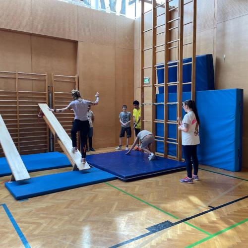 Station "Gletscherspalte"