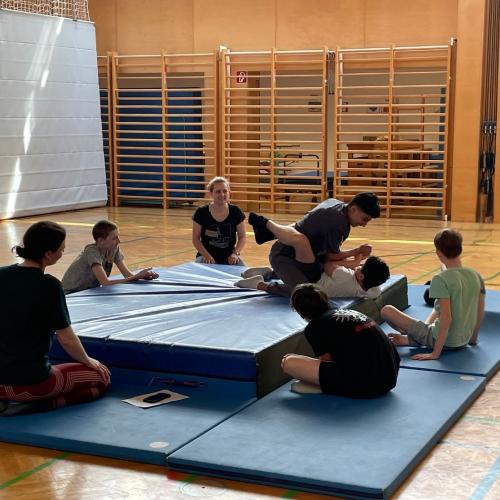 Schüler bei einem Kampf