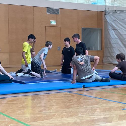 Schüler bei einem Kampf