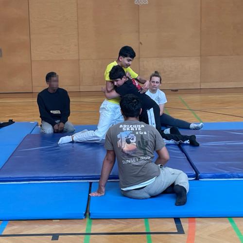 Schüler bei einem Kampf