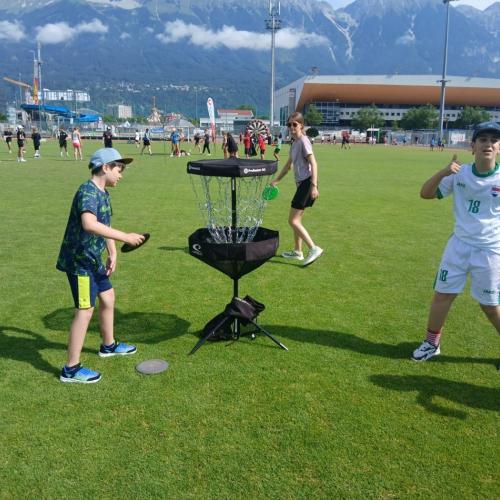 Kinder beim Faustball