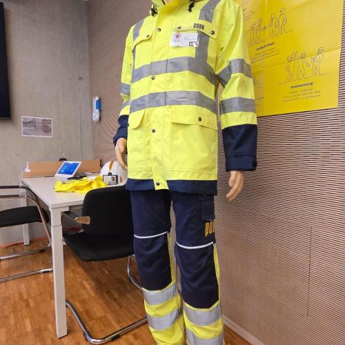Ken, Mitarbeiterpuppe der Fa. Porr